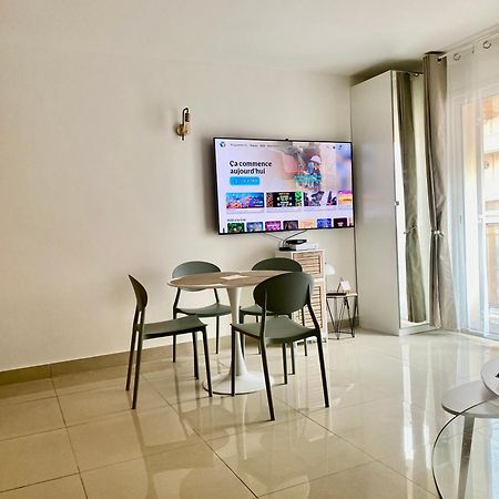 3 Pieces- Vieux Port- Terrasse - Parking Possible Apartment Cannes Exterior foto
