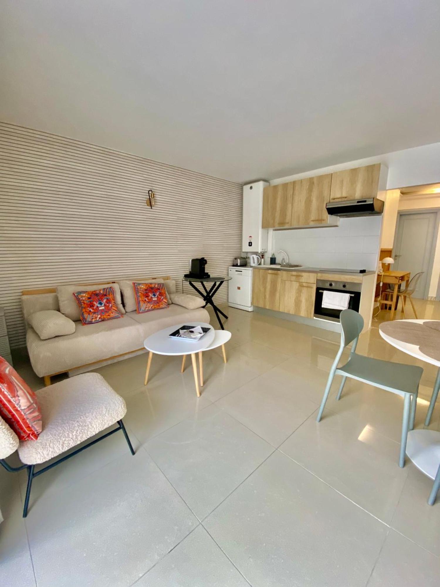 3 Pieces- Vieux Port- Terrasse - Parking Possible Apartment Cannes Exterior foto