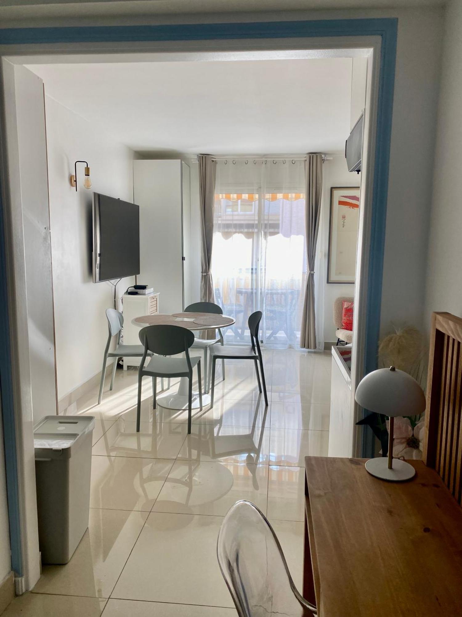 3 Pieces- Vieux Port- Terrasse - Parking Possible Apartment Cannes Exterior foto