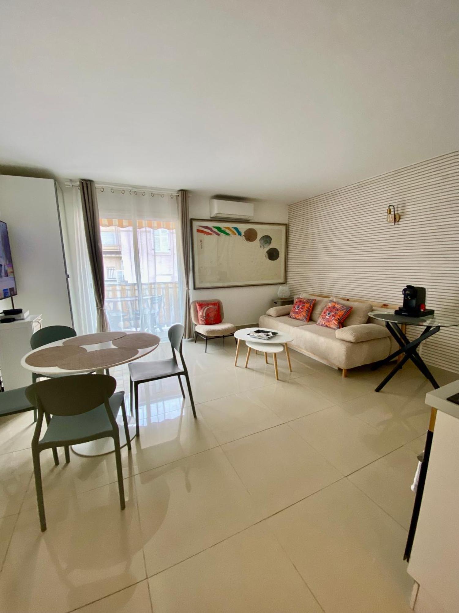 3 Pieces- Vieux Port- Terrasse - Parking Possible Apartment Cannes Exterior foto